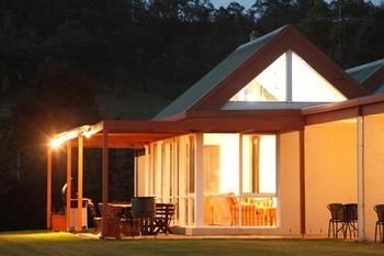 Rothbury Escape - Geraldton Accommodation 0