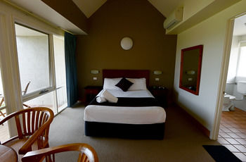 Rothbury Escape - Geraldton Accommodation 14