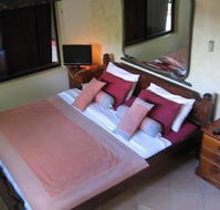 Noosa Edge Nudist Retreat - Geraldton Accommodation
