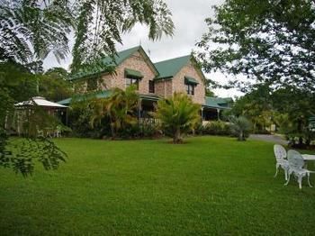 Peppertree Cottage - Geraldton Accommodation 3