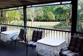 Peppertree Cottage - Geraldton Accommodation 24