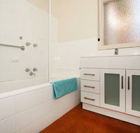 Lisson Holiday Rental - Geraldton Accommodation