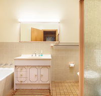 Mollymook Beach Units - Geraldton Accommodation