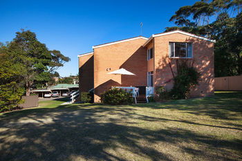 Mollymook Beach Units - Geraldton Accommodation 24