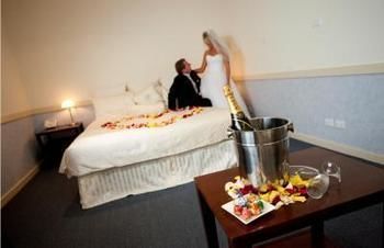 Hawkesbury Race Club Motel - Geraldton Accommodation 5