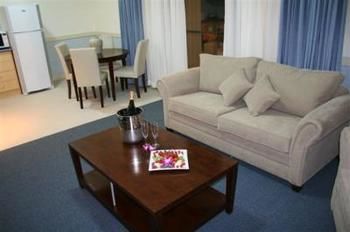 Hawkesbury Race Club Motel - Geraldton Accommodation 9