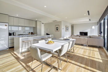 381 Cremorne - Geraldton Accommodation 28