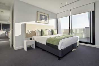 381 Cremorne - Geraldton Accommodation 49