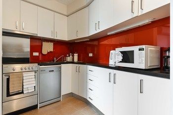 CBD Vistas - Geraldton Accommodation 14