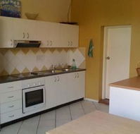 Sinclairs City Hostel - Geraldton Accommodation