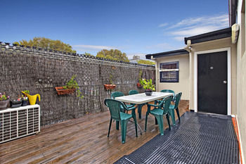 Sinclairs City Hostel - Geraldton Accommodation 25