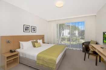 Magenta Studio Room - Geraldton Accommodation 7