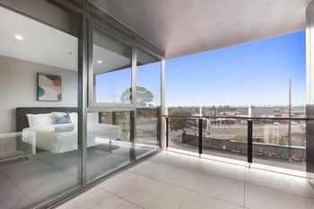 Bayside Towers Serviced Apartments - Geraldton Accommodation 7