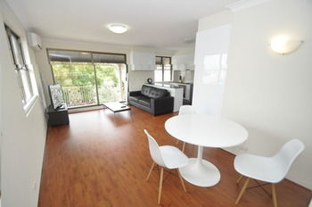 Balmain 2 Mont Furnished Apartment - Geraldton Accommodation 13