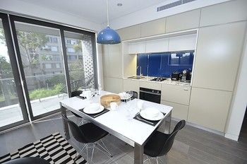 Cremorne 3 Win Furnished Apartment - Geraldton Accommodation 2