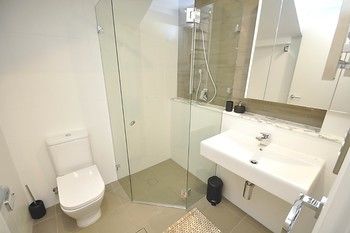 Cremorne 4 Win Furnished Apartment - Geraldton Accommodation 0