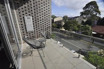 Cremorne 4 Win Furnished Apartment - Geraldton Accommodation 8