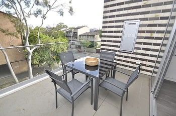 Cremorne 5 Win Furnished Apartment - Geraldton Accommodation 0