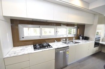 Cremorne 5 Win Furnished Apartment - Geraldton Accommodation 7