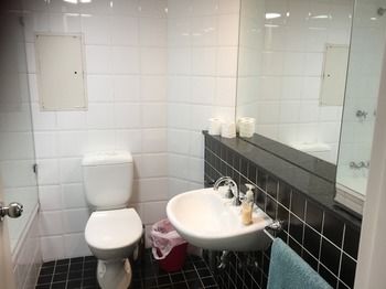 Central Station Apartment - Geraldton Accommodation 16