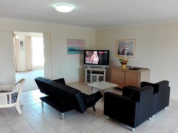 Glen Apartments Melbourne - Geraldton Accommodation 11