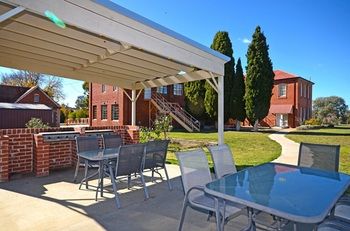 The Hallows Accommodation - Geraldton Accommodation 16
