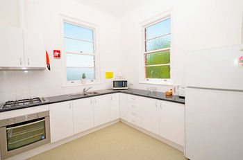 The Hallows Accommodation - Geraldton Accommodation 26