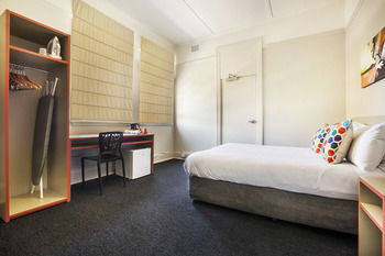 The Granville Hotel - Geraldton Accommodation 24