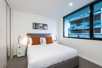 Playhouse Apartments - Geraldton Accommodation 11