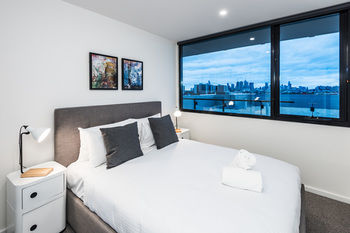 Playhouse Apartments - Geraldton Accommodation 15