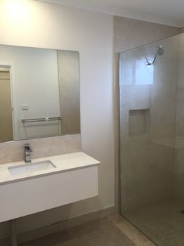 Ivy Units Glen Waverley - Geraldton Accommodation 1