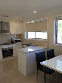 Ivy Units Glen Waverley - Geraldton Accommodation 7