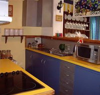 Seasons of Tasmania - Geraldton Accommodation