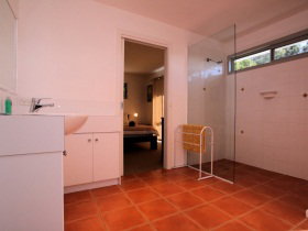 Suntrap Cove - Geraldton Accommodation 1