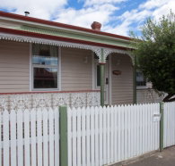 Newdegate House - Geraldton Accommodation
