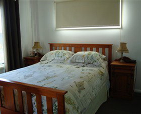 Pinners' Bed And Breakfast - Geraldton Accommodation 2