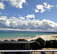 Freycinet Beach Apartments - Geraldton Accommodation