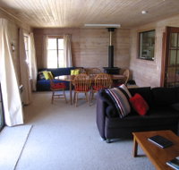 Bicheno Holiday Rentals - 27 Gordon Street - Geraldton Accommodation