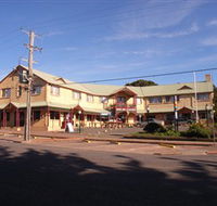 Parer's King Island Hotel - Geraldton Accommodation