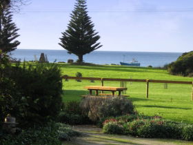 A Slice Of Paradise - Geraldton Accommodation 0