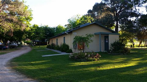 Valley View Caravan Park - Geraldton Accommodation 1