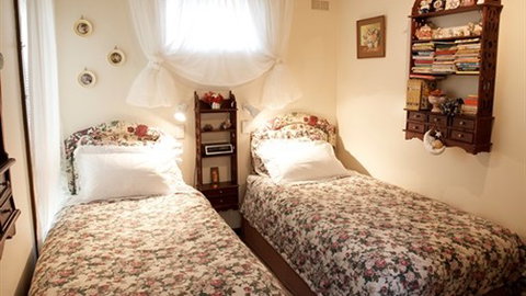 Forlonge Bed & Breakfast - Geraldton Accommodation 5