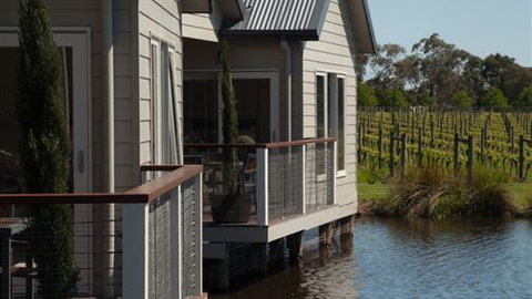 Lakeside Villas At Crittenden Estate - Geraldton Accommodation 1