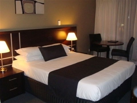 Riverside Hotel South Bank - Geraldton Accommodation 3