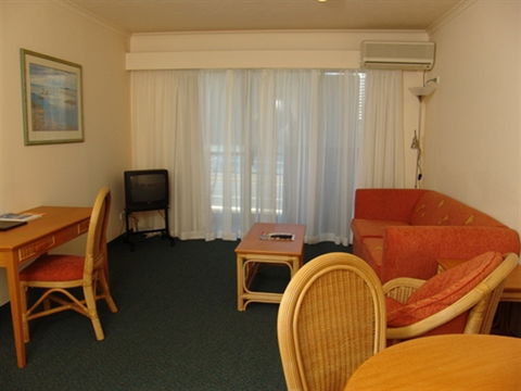 Riverside Hotel South Bank - Geraldton Accommodation 4