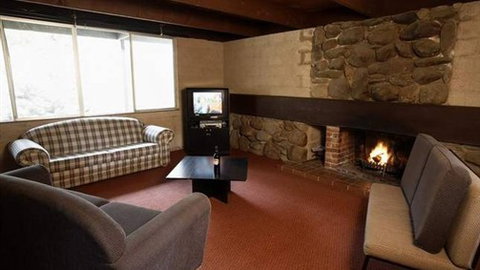 Mountain View Retreat - Geraldton Accommodation 2