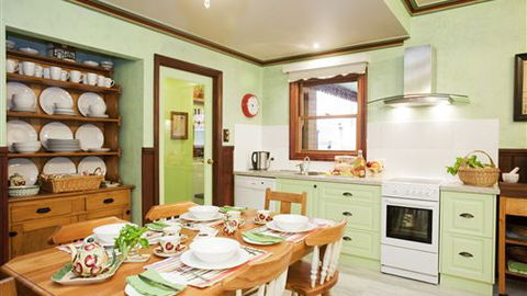 Barwood House Beechworth - Geraldton Accommodation 0