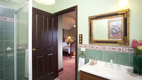 Barwood House Beechworth - Geraldton Accommodation 5