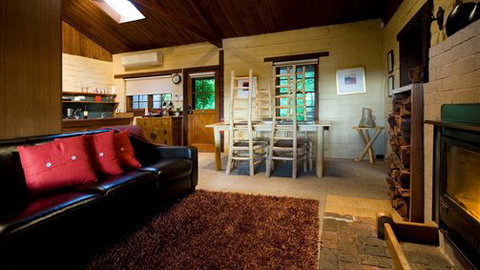 Italian Hill 1 And 2 - Geraldton Accommodation 3