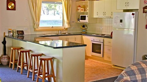 Camellia Lodge - Geraldton Accommodation 4